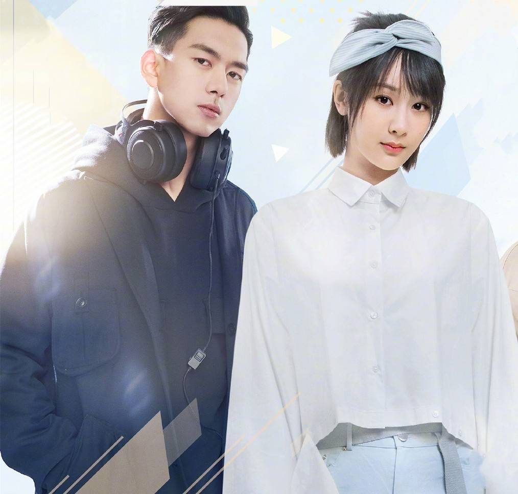 头巾|杨紫的“佟年风”要火了，日常穿搭清新又甜美，骨子里透着少女感