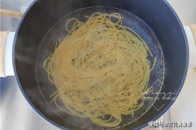 aa52175d560e446d908f6897c34dabfa.jpeg