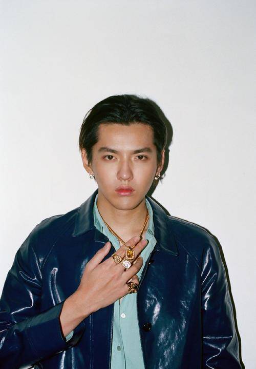 底子|华晨宇：我没有化妆，于晓光：我也没有化妆，吴亦凡：这是真的