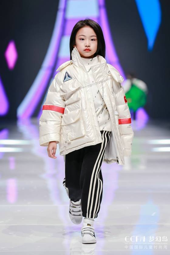 色调|花田彩 HUATIAN.C 2021 趣 ? 潮派