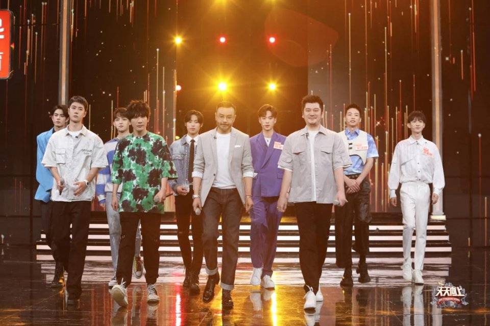 孙千|《天天向上》迎新：演艺大家倪萍蔡明为天天小兄弟上课