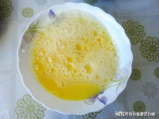 睡意|鸡蛋搭配它做早餐，又香又嫩，孩子常吃，长个不长痘，皮肤光洁！