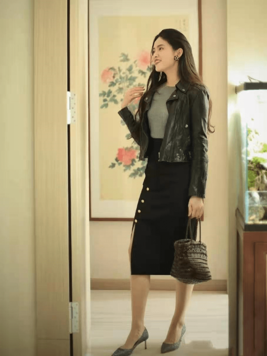 下装|高级的淑女风：上衣+裤装，优雅时髦显气质，时尚达人亲身演绎