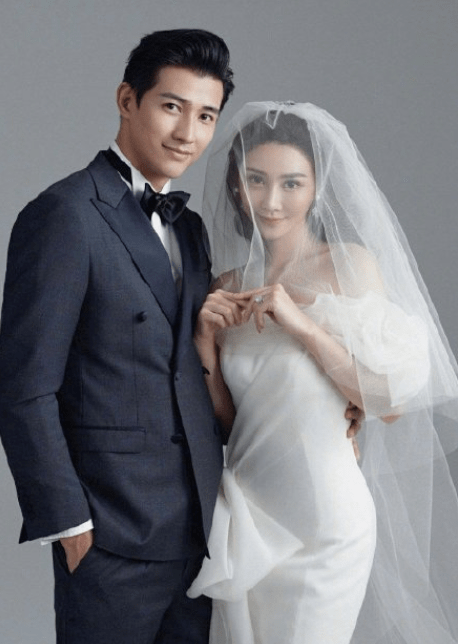 原创李子峰林籽婚礼现场照唯美结婚誓词曝光张亮为新人送祝福