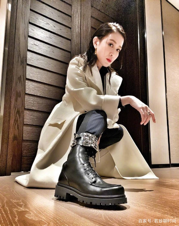佘诗曼|黎姿佘诗曼久违同框，两个女人都奔五了，看着还是那么美