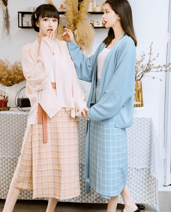 绣花鞋|绣花鞋太热，夏天穿汉服改如何选择鞋子？其实很简单！