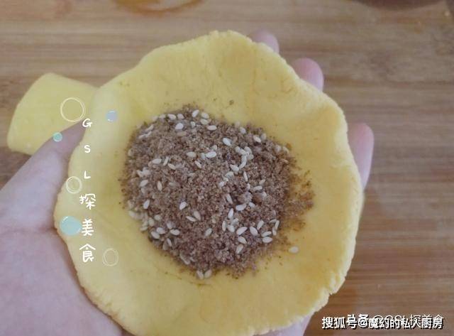 做法|早餐的简单做法，不用醒面，省时省力，女人吃美容颜，延缓衰老