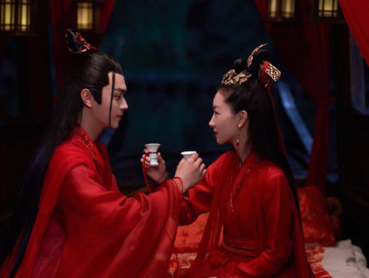 角色|《千古玦尘》大结局烂尾，上古人设太弱鸡，月弥与紫涵意难平