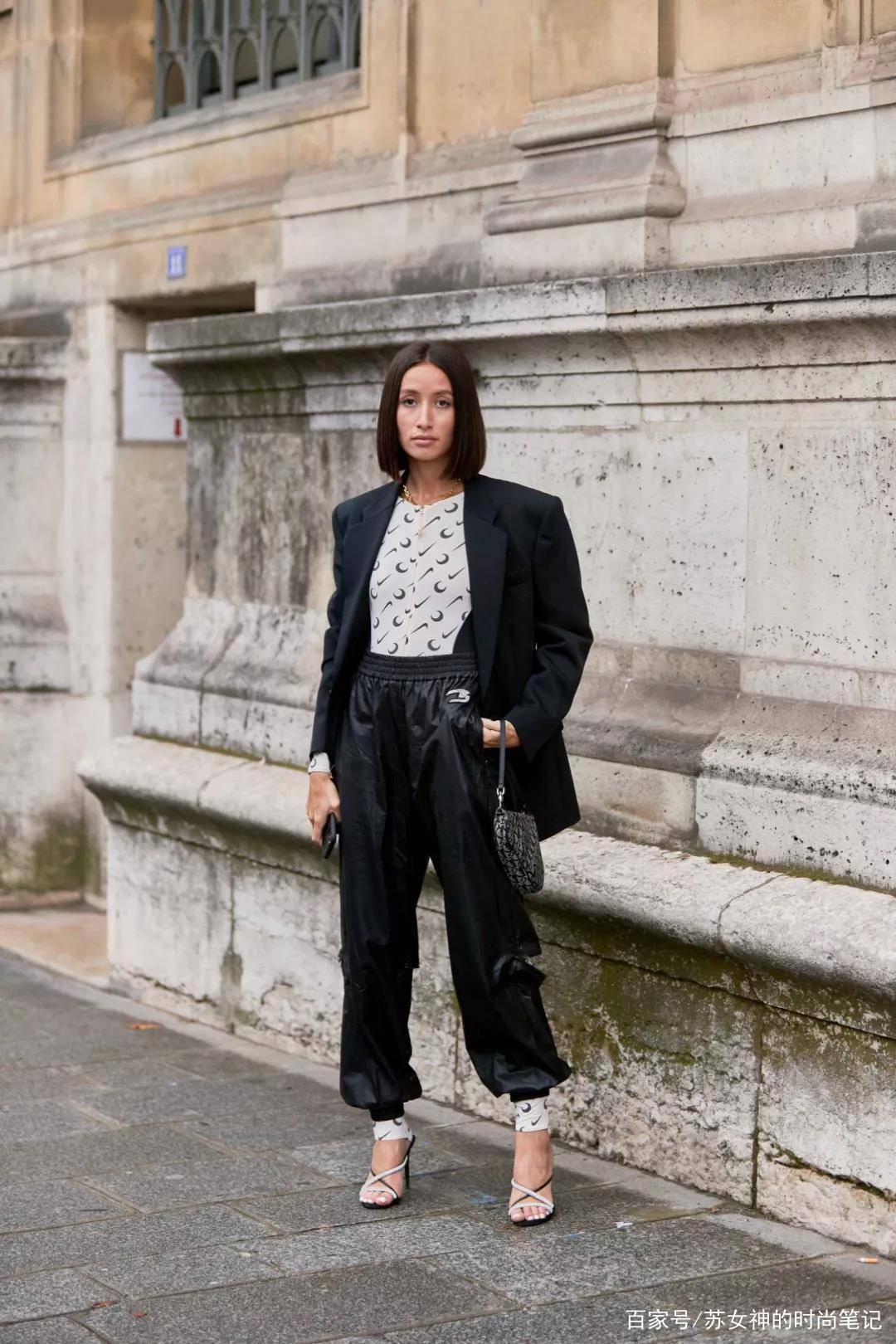 设计|别穿阔腿裤了，今年流行这条“扎脚裤”，遮肉显瘦，潮人早穿上了