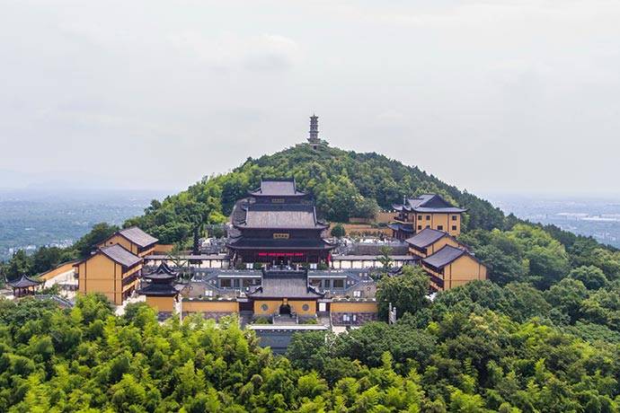 浮云山上的长兴显圣寺