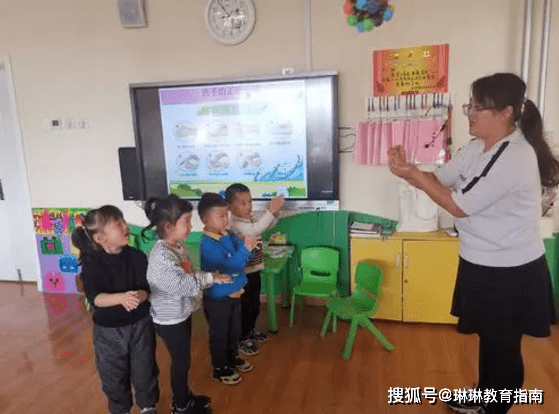 招聘|教育部发布通知，幼儿园招聘政策有变，专科生将不能从事幼师行业