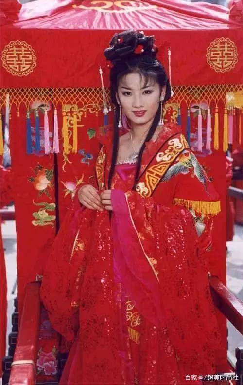 角色|《上错花轿嫁对郎》翻拍选角遭质疑，只因老剧太经典，造型太好看