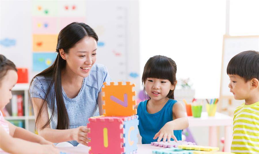 因为|还在纠结如何挑选幼儿园？教会孩子三个技能，比选择幼儿园重要