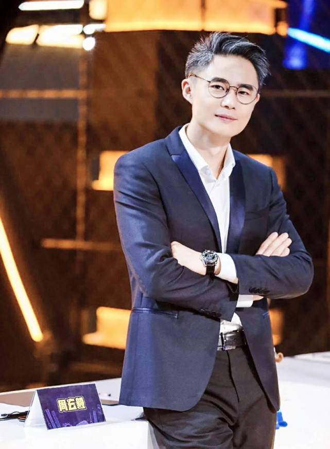 原创周玄毅女权魅力有多大与三人同时交往让小16岁女生甘愿当三