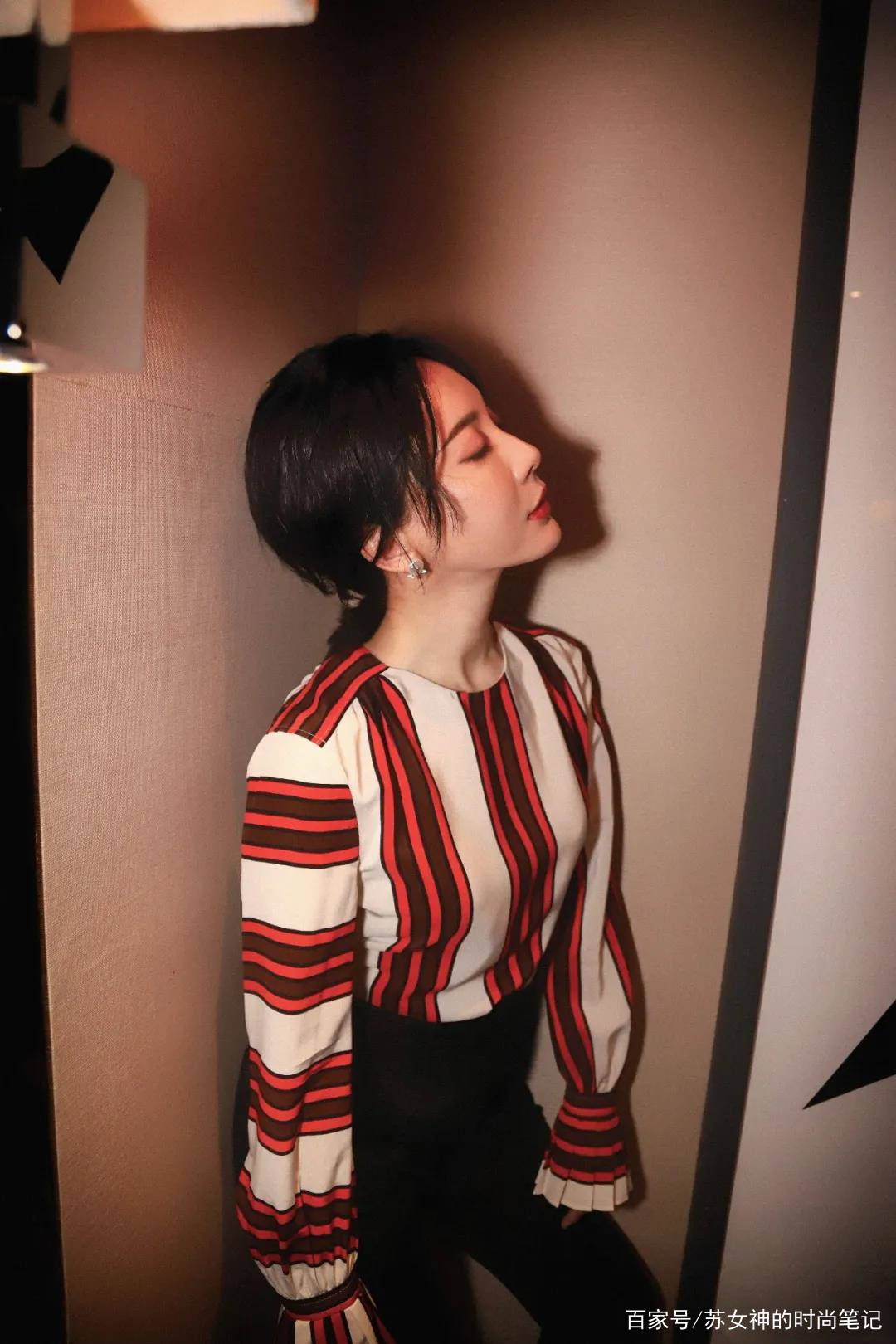 黑色|奔四奔五尽量别穿阔腿裤，学学陈数、姚晨这样穿，时髦又显气质