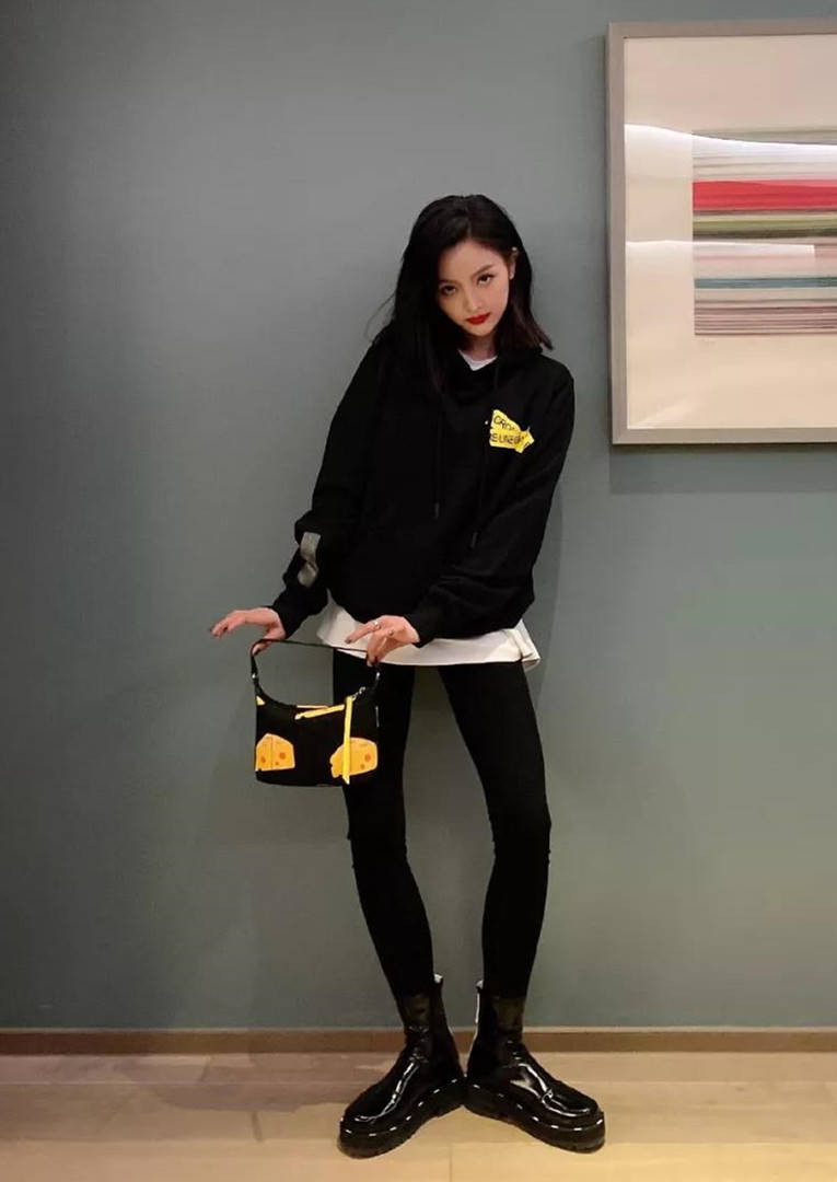 整体|火遍时尚圈的“夏衣”不许你没有!百搭不挑人,杨幂、娜娜都上头