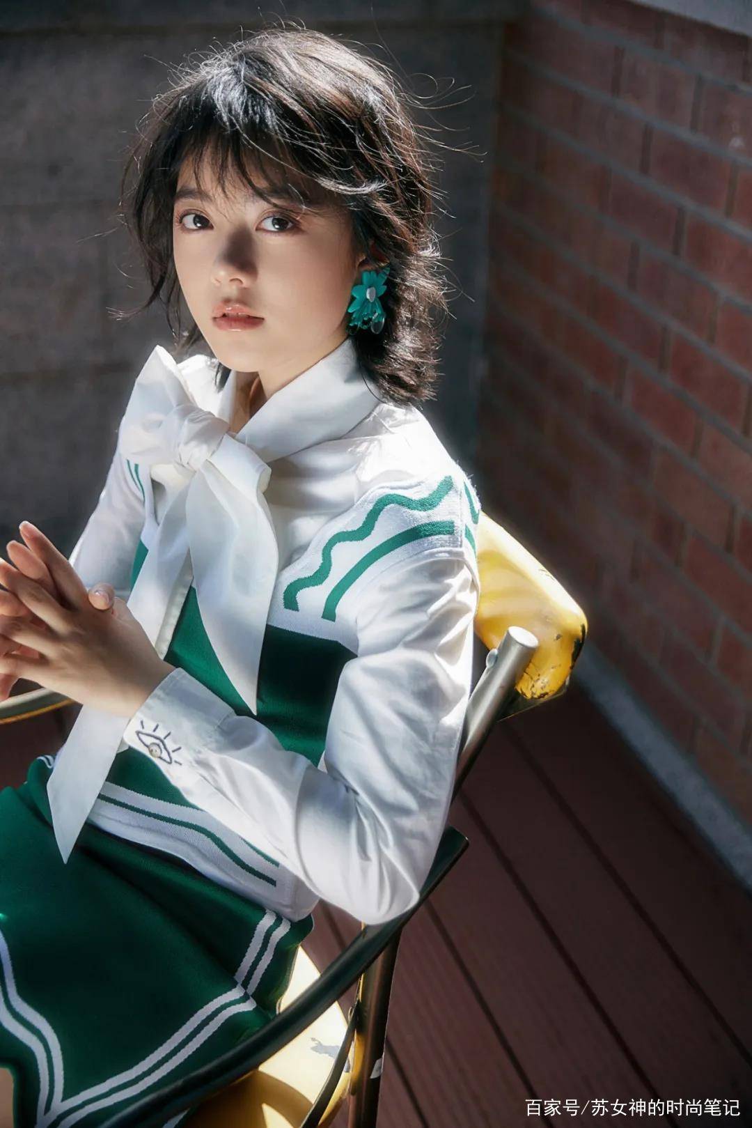 黑色|最近火了一件上衣，叫“男友衬衫”，高级又时尚，不少明星都在穿