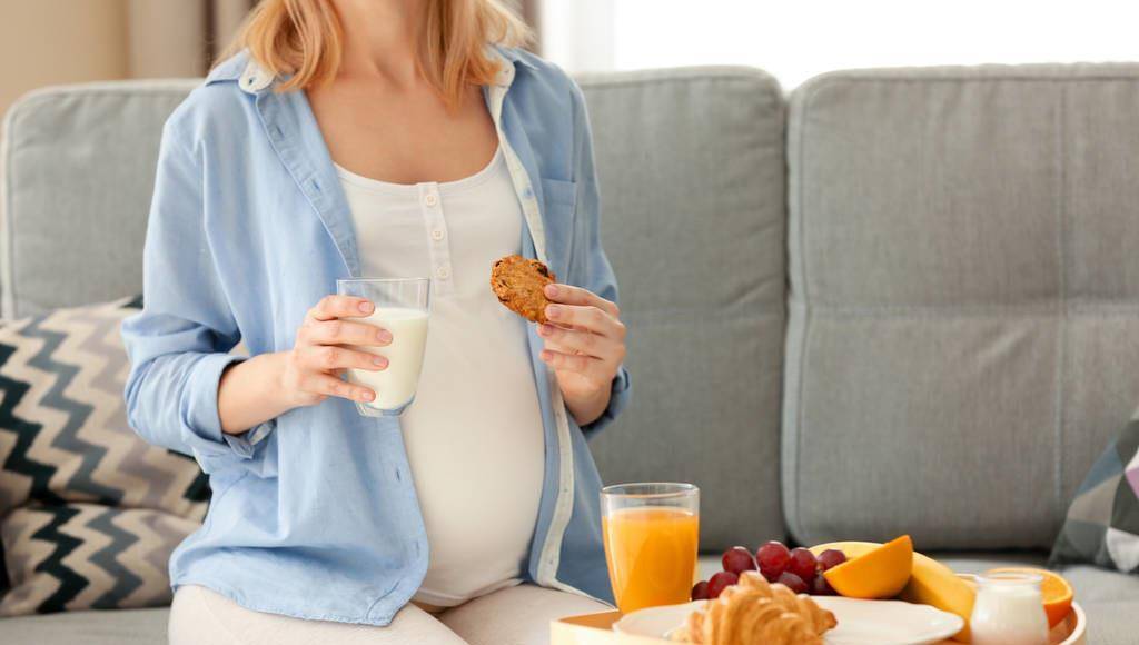 因为|见识了法国人的“进阶式”早餐,才明白什么叫单调,网友:没法吃