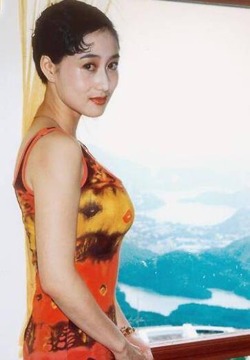 最有福气的女明星 6dcd9e8bef57492f8b2b6c09132a59ae.jpeg