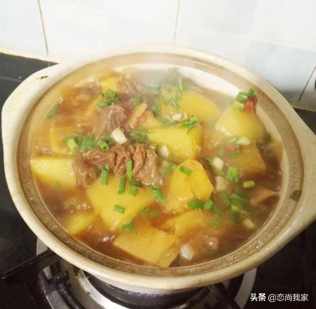 烧什么汤最好吃 95d85d5fbf7c43bc84915e5063a4eef4.jpeg