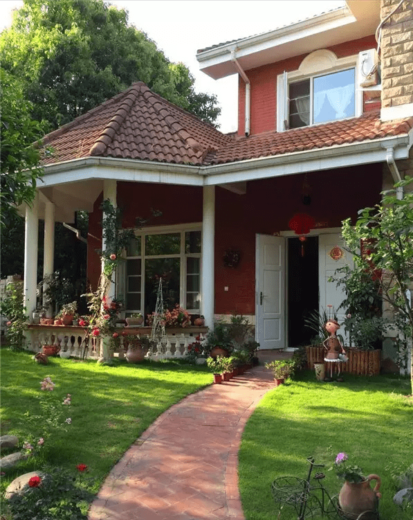 斥巨资买了别墅送了120㎡的院子这样改造太让人羡慕了