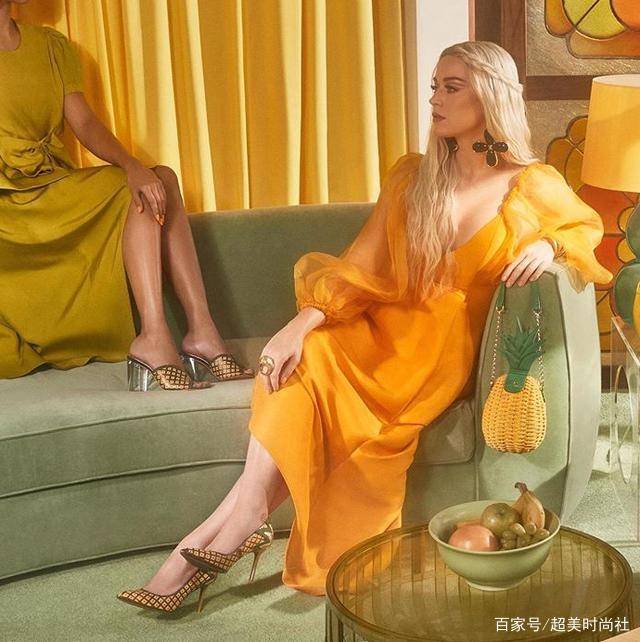 品牌|歌唱事业滑铁卢，自创品牌很红火，欧美天后水果姐卖“菠萝”？