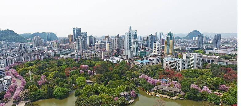 广西不是只有山水风景，让人“魂牵梦绕”的螺蛳粉你想尝尝吗？