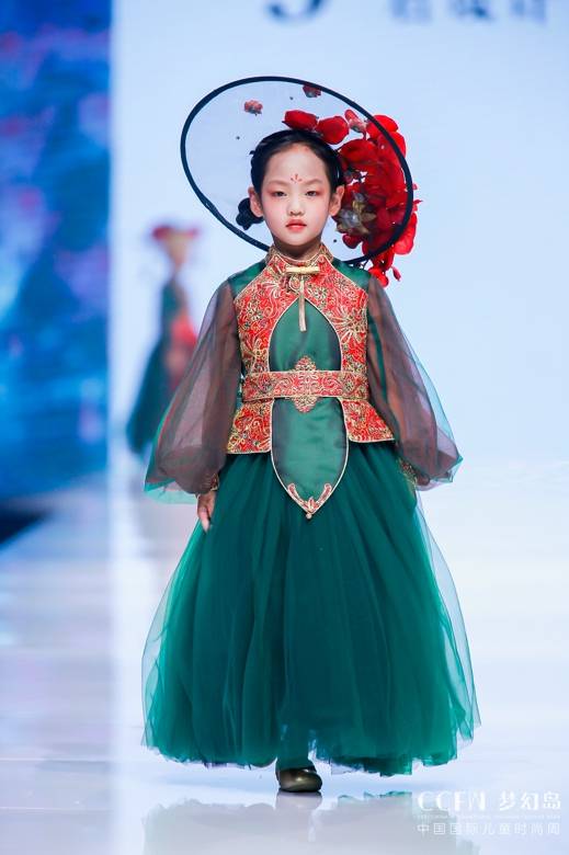 设计|繁花?惊鸿起,2021年，JUN君设计乘美而来