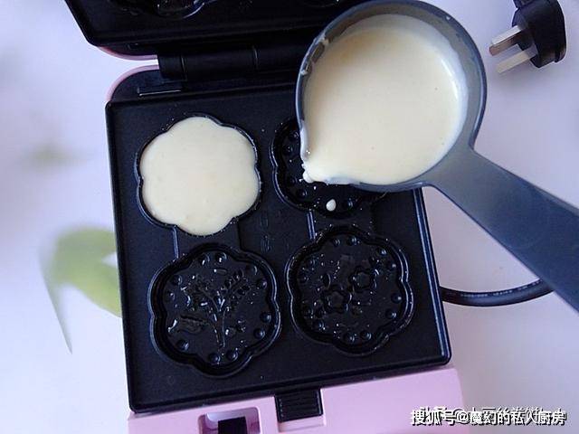 做法|这小点心5分钟一盘，冷热不同的口感太好吃，明天早餐还吃它