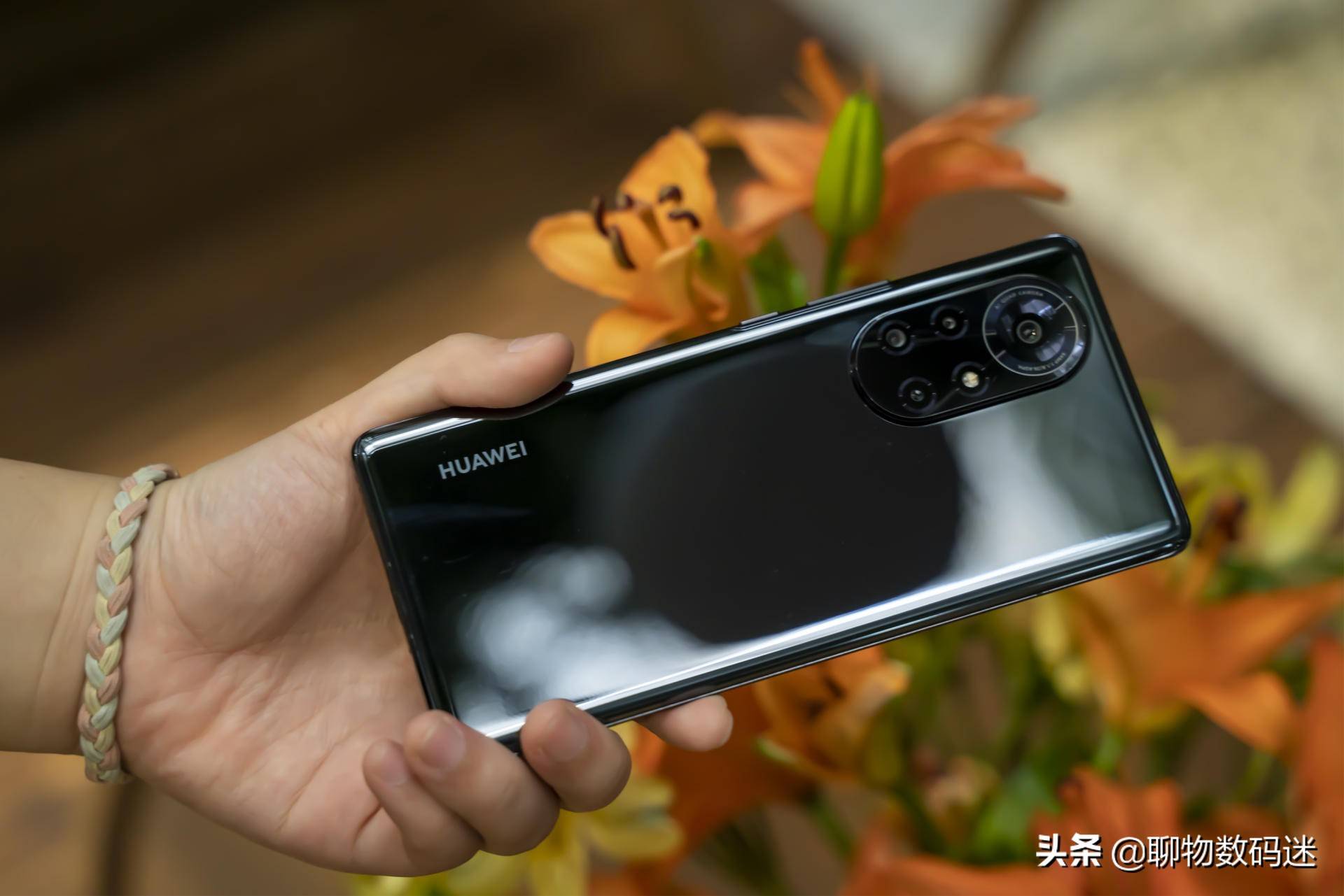 8 pro其实,前文有提到华为nova 8 pro和vivo s10 pro这两款手机的目标
