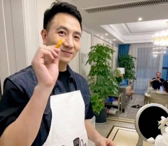 在知道了侯霄霖的经历,对照林生斌的炒作,这个"深情