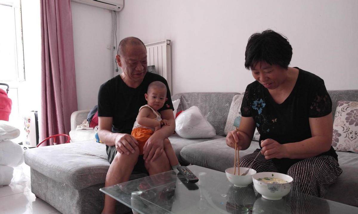 午餐|4岁儿子总说幼儿园饭菜好吃,看到老师发的午餐照片,我惊呆了