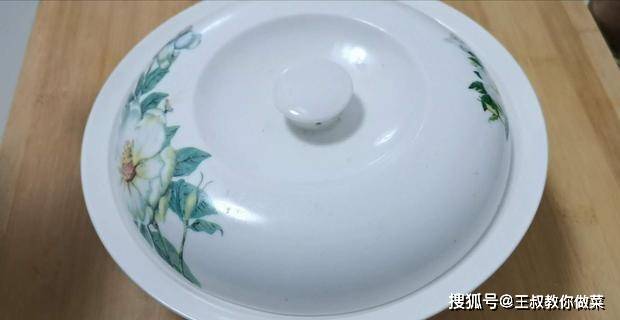 面团|90后宝妈太有才了，2个鸡蛋，一碗面粉，秘制香酥小零食，看馋了