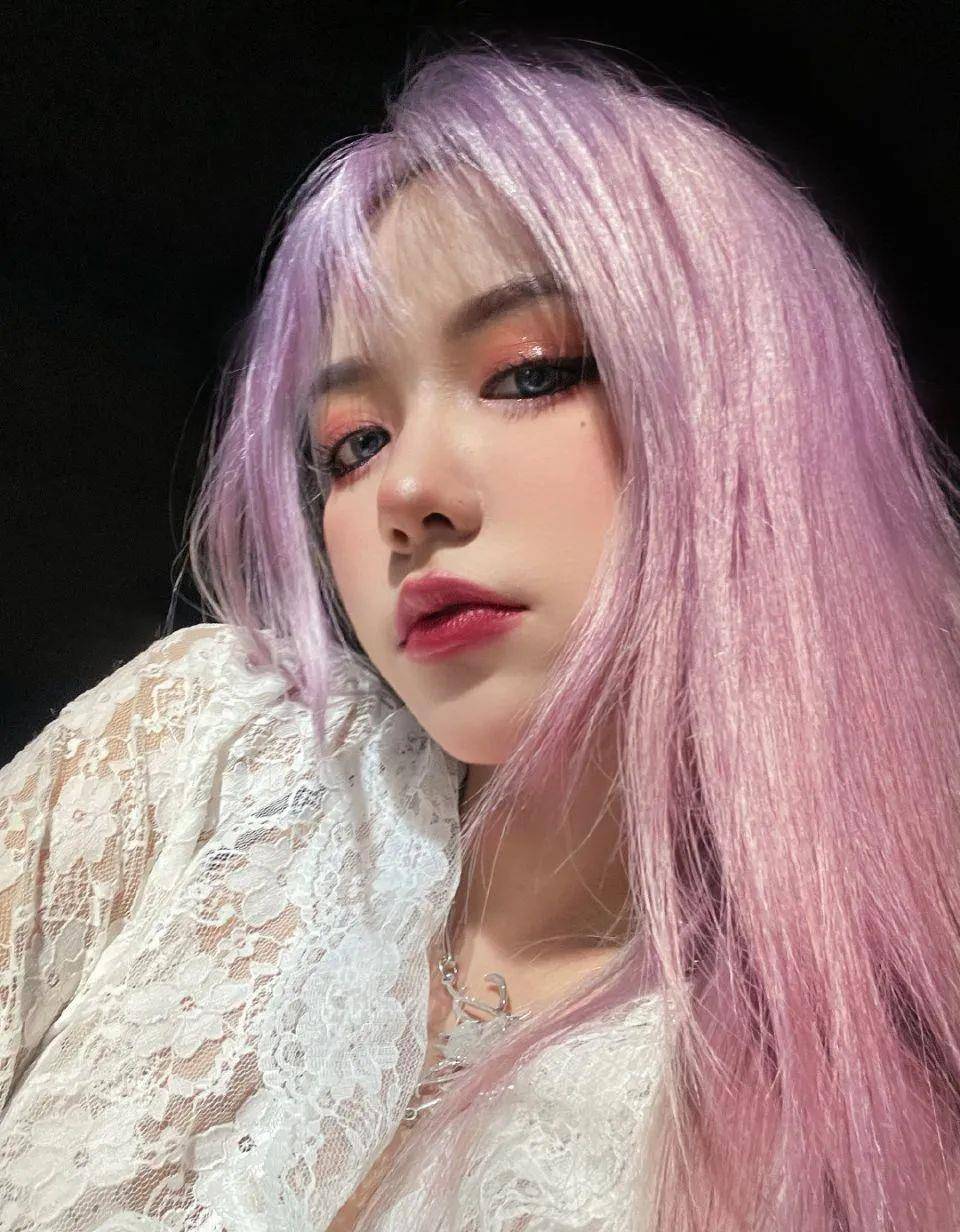 sama|软萌、御姐1秒切换！刀小刀的变装秀，你找到“正确”打开方式了吗？