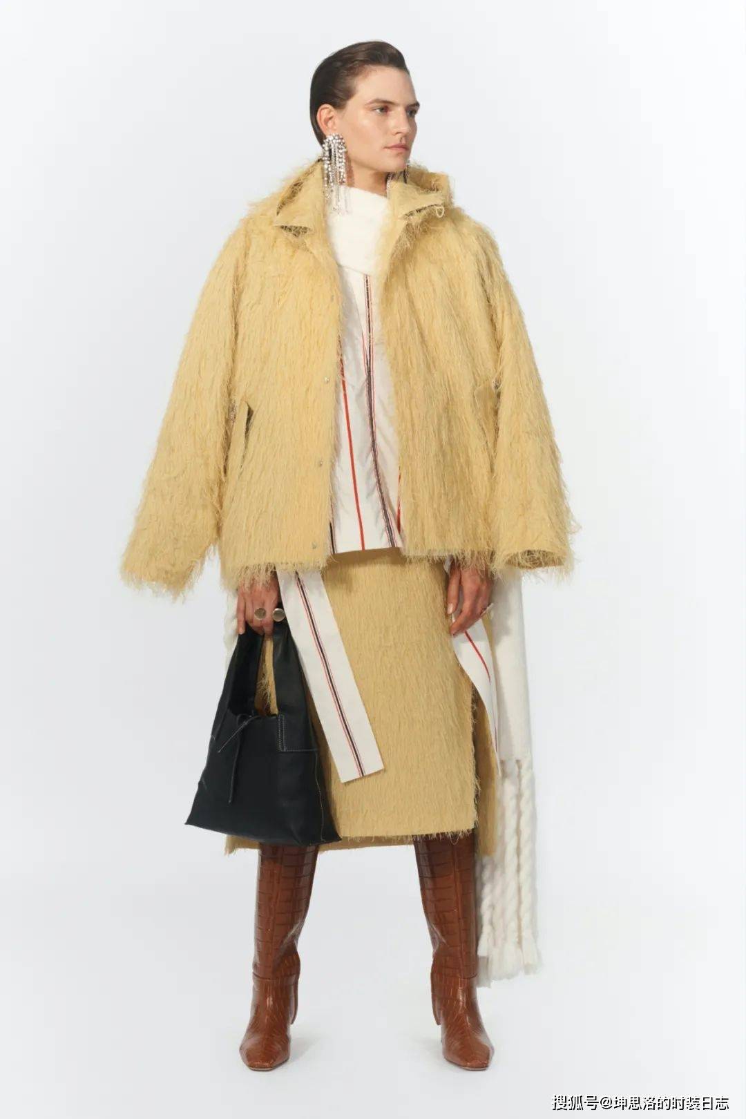 高定|3.1 Phillip Lim 2022早春度假系列 坚韧乐观的女性气质