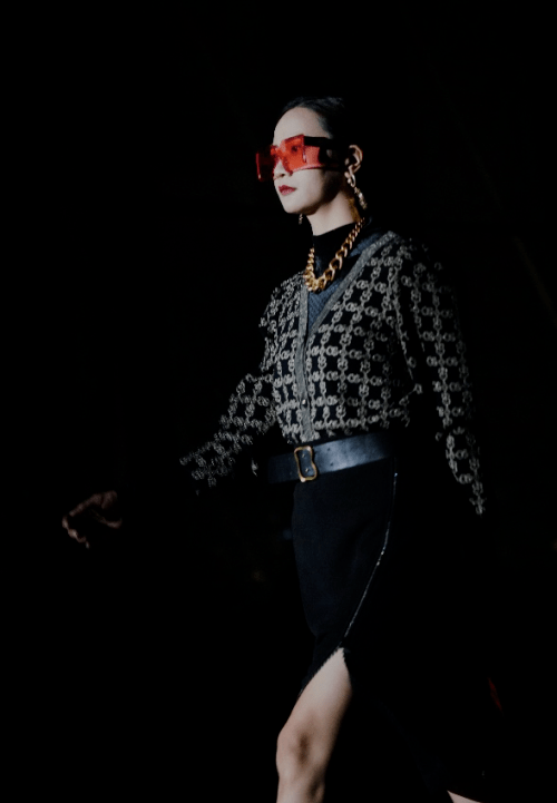 个性|GIVHSHYH 2021秋季时装秀开启“创想未来”