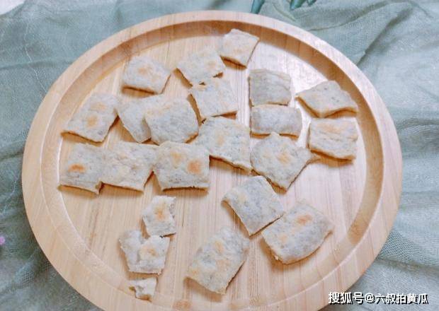 做法|土豆别做老一套了,试试这个做法,好吃筋道,老少都爱吃