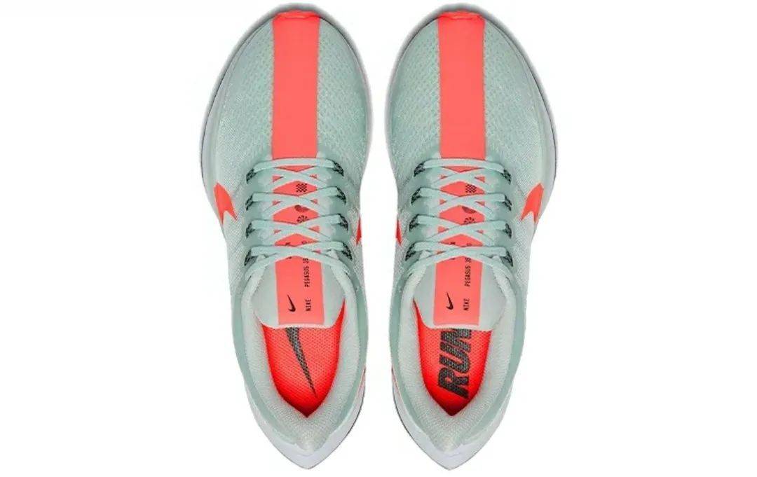 登月|鞋圈狂魔白敬亭在ins狂晒Lanvin，网友：抄袭NB 327？