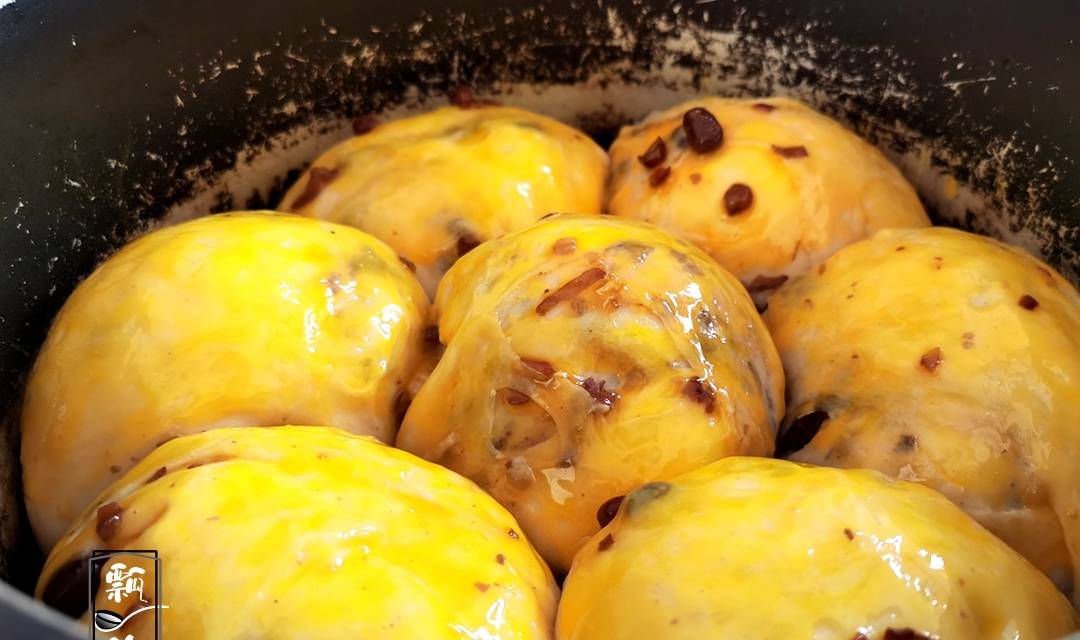 开火|面粉加红豆，早起电饭锅一蒸，比面包还好吃，做早餐特别棒