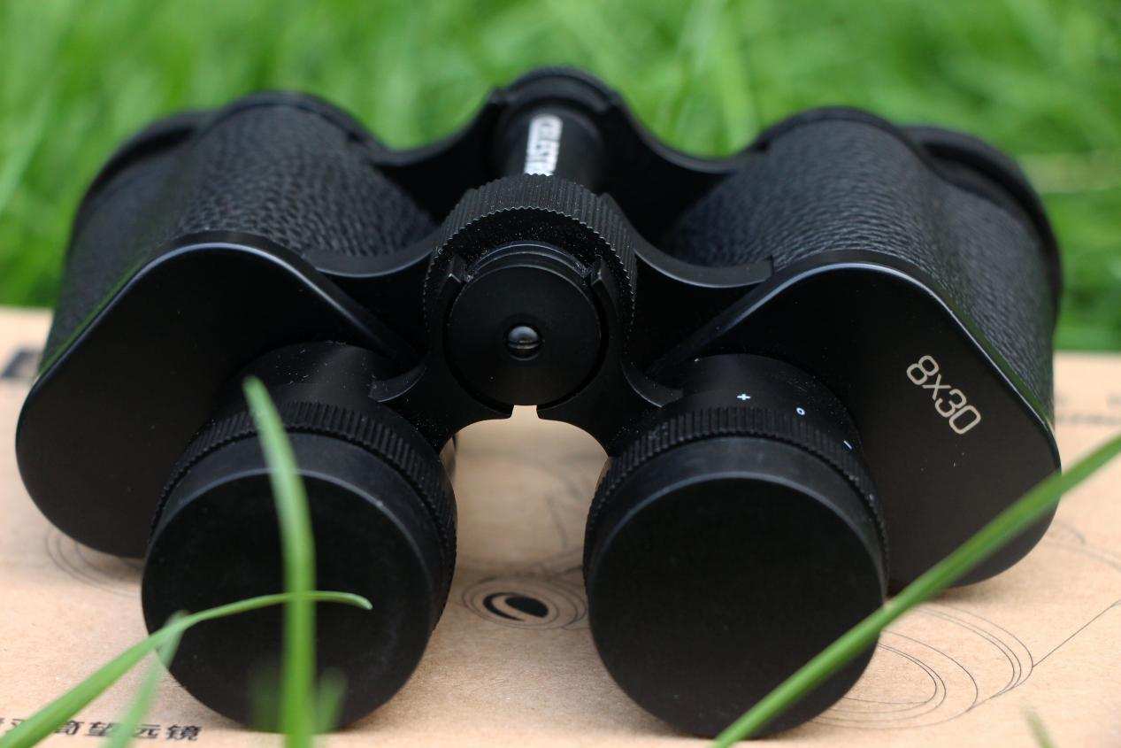 全金属机身高清倍率星特朗高清双筒望远镜重现经典之作