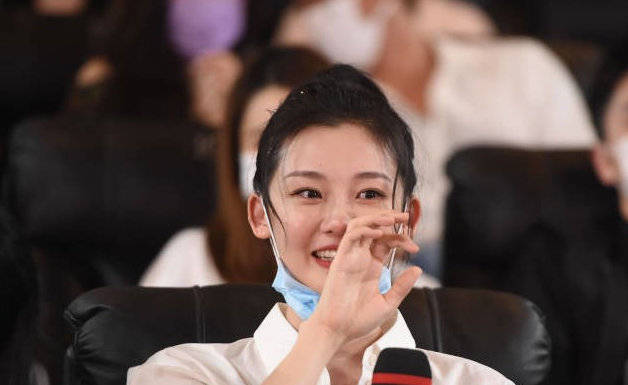 苗苗郑恺同台唱歌 d19e440be07641eba2d9d99a9cc7d458.jpeg