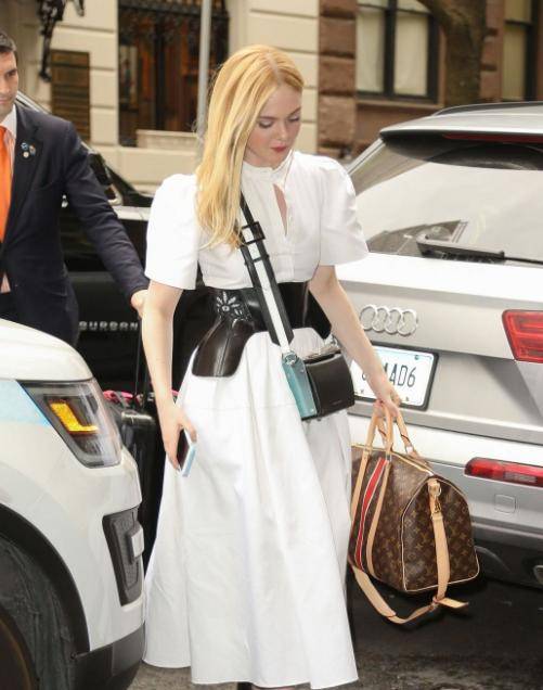 仙女|腰粗屁股大女人别瞎穿，多穿这样的裙子，遮肉显瘦又洋气