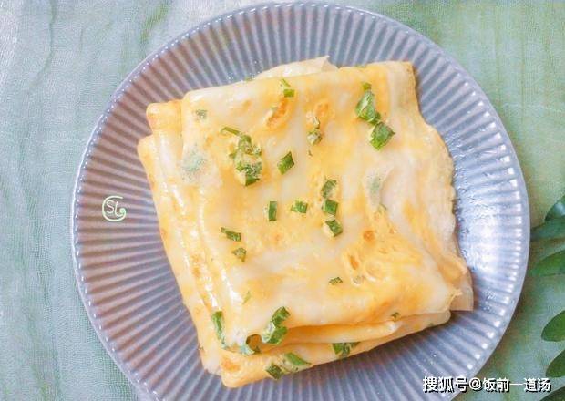 做法|鸡蛋早餐饼，掌握两个小技巧，松软有嚼劲，好吃有营养