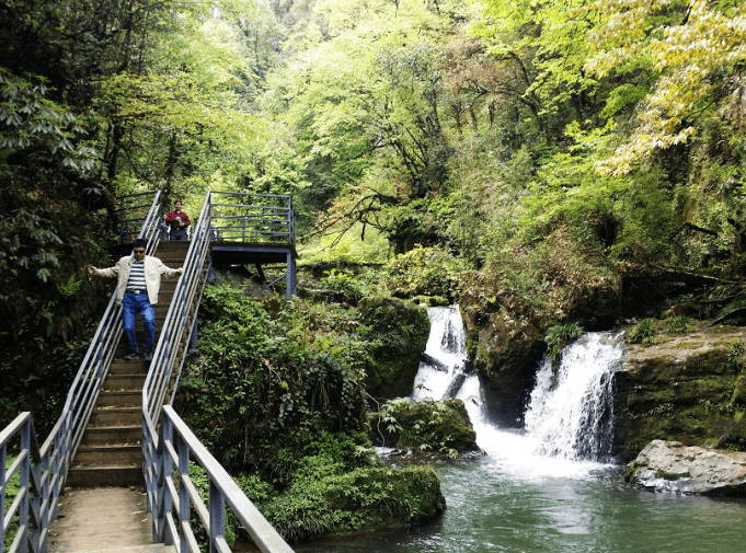 成都宝藏纳凉地:森林溪谷,山地越野一次耍够,价格还不贵!