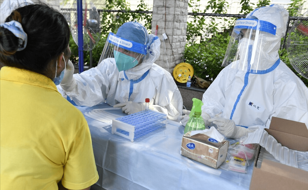 相关|南京这波疫情来势凶猛，疫情规模会超过今年的广州吗？看专家分析