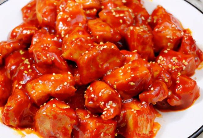 原创好吃到舔盘的糖醋酥肉焦香酥脆比猪肉还美味我家隔三差五吃