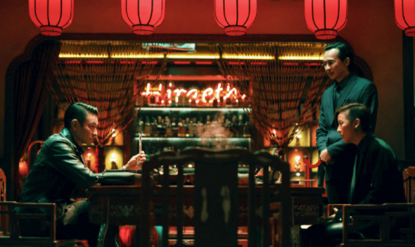 电影|《人潮汹涌》成“黑马”,成功逆袭,上座率力压《你好,李焕英》