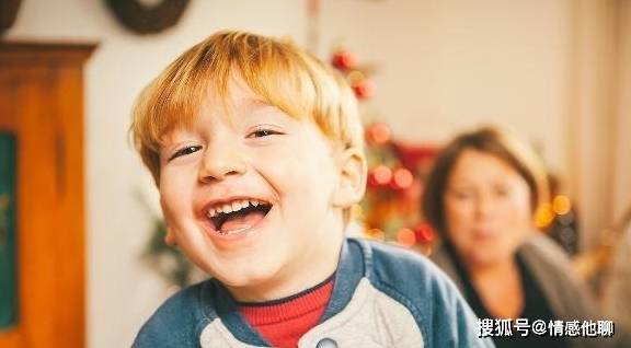 面包|宝妈尽量别给孩子吃这些早餐,没营养还对孩子健康有影响,了解下