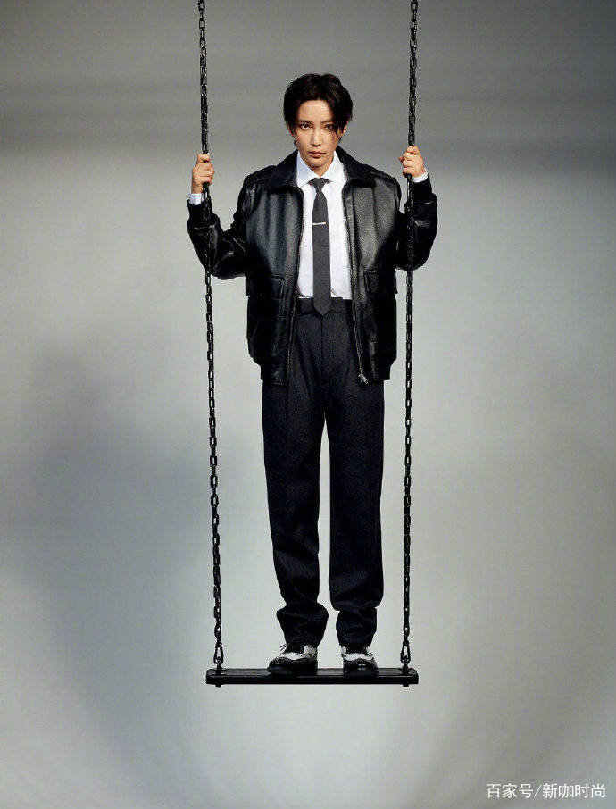 李冰冰|46岁李冰冰终于换造型，看上去年轻10岁，就像换了个人，帅气