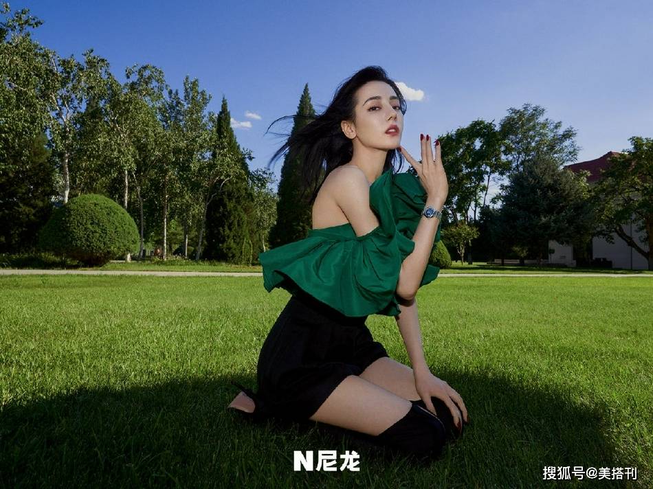 身材|迪丽热巴夏日大片曝光，大秀香肩美腿，穿气球裙变“充气美女”
